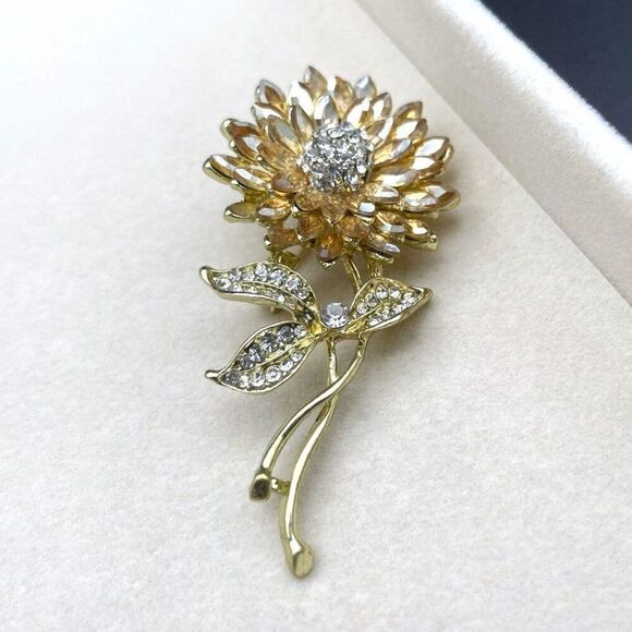 Yellow Gold with Champagne Topaz and Diamond Crystal Sunflower Pin Back Brooch - Picture 4 of 7